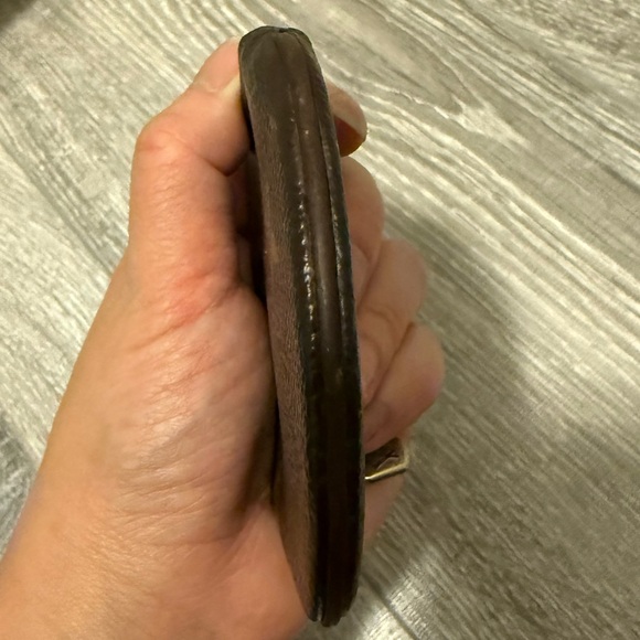 Authentic Louis Vuitton Round Coin Purse - Picture 5 of 11